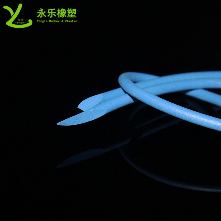 硅膠發(fā)發(fā)泡條，阻燃硅膠發(fā)泡圓條，耐高溫發(fā)泡硅膠條