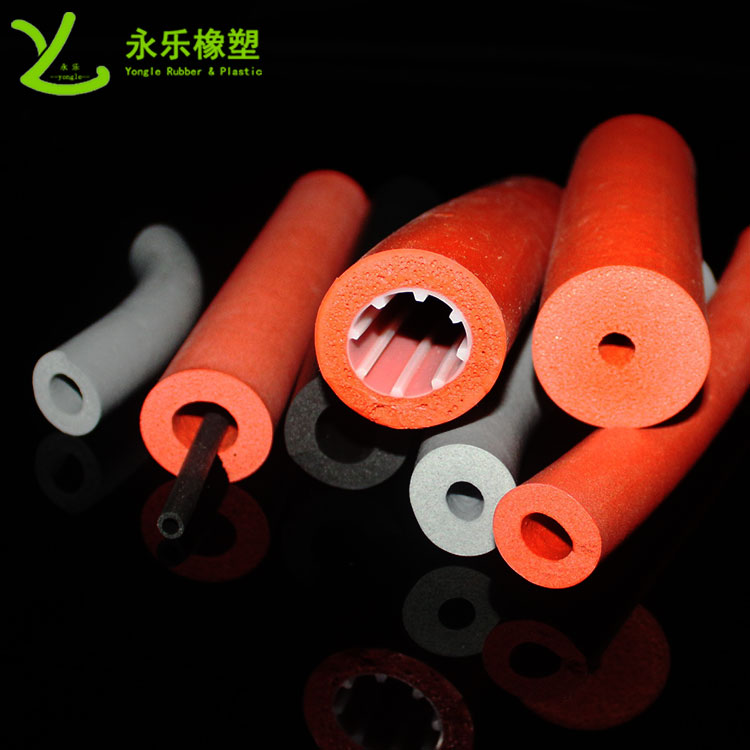 發(fā)泡硅膠管，擠出發(fā)泡硅膠管，耐高溫發(fā)泡硅膠管