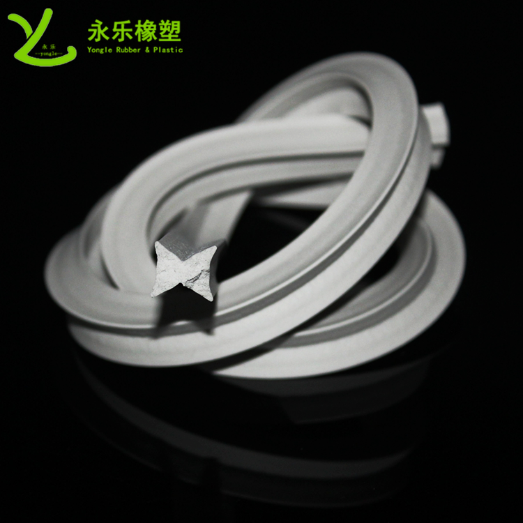 硅膠泡棉膠條，阻燃硅膠泡棉膠條，耐高溫發(fā)泡硅膠條